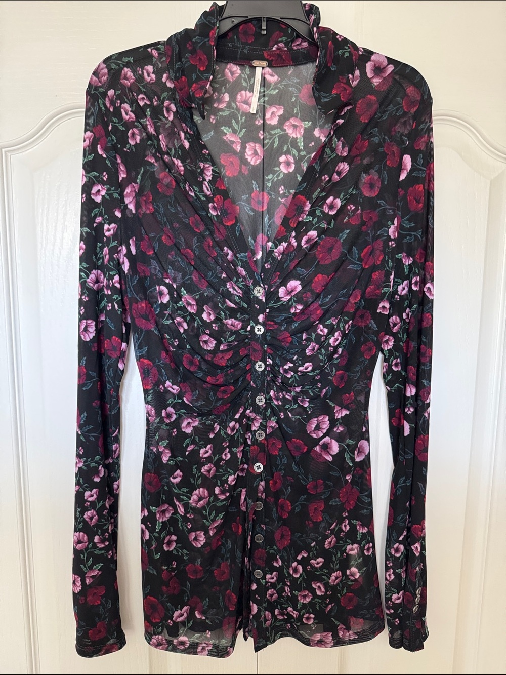 Free people Black Floral Ruched Button-Front Long Sleeve Top